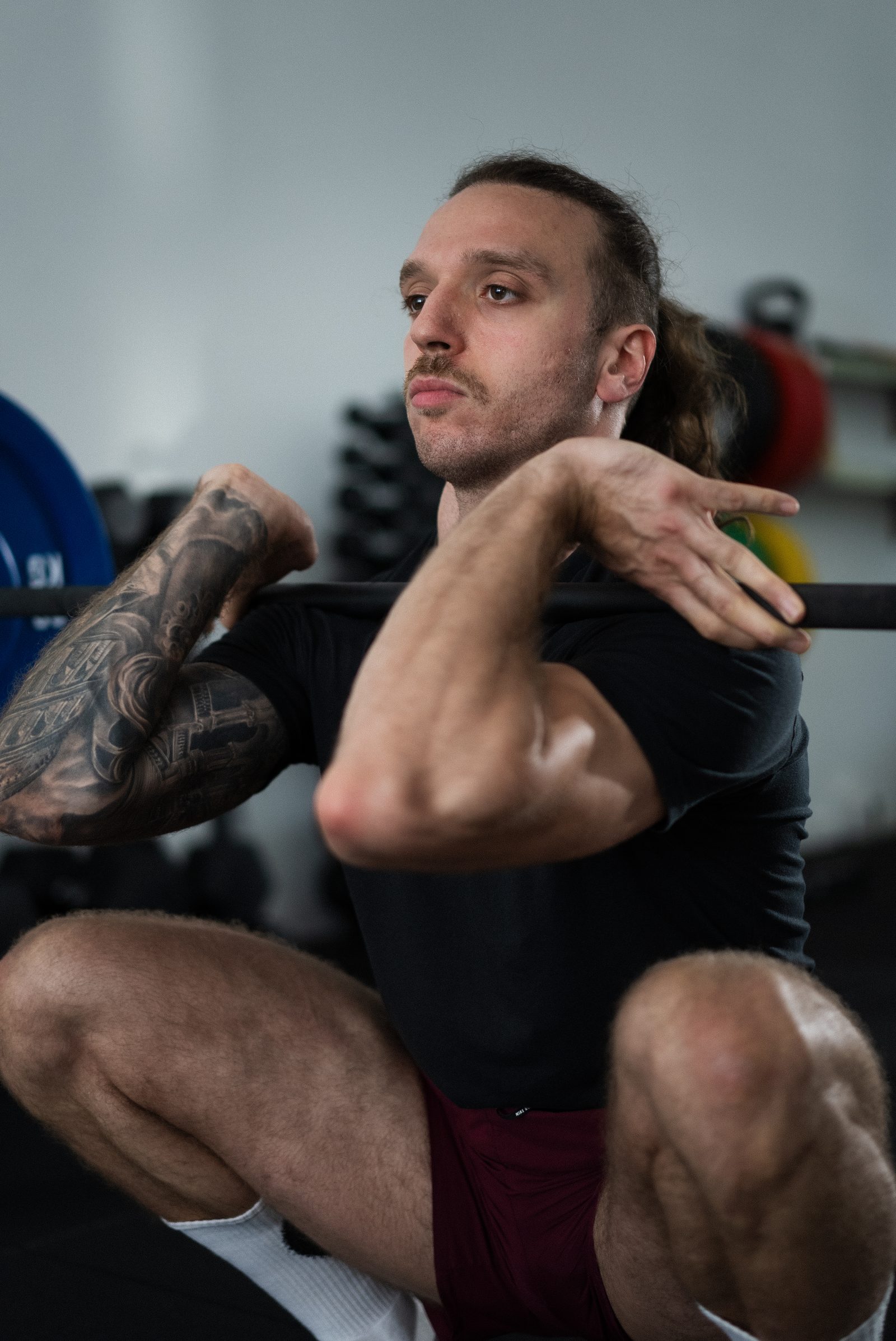 Front rack squat pozisyonunda kuvvet çalışması